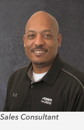 Staff member Clarence Wallace from 9092e2da2efc