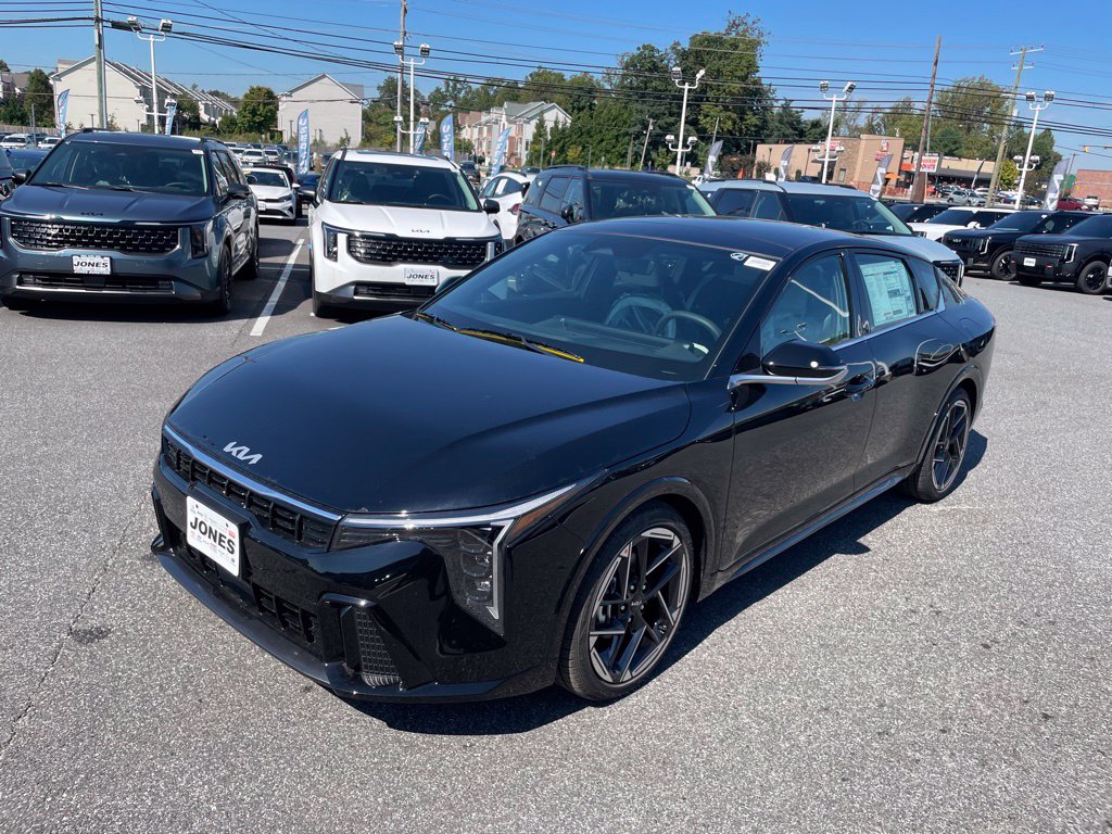 2026 Kia K4 GT-Line Sedan