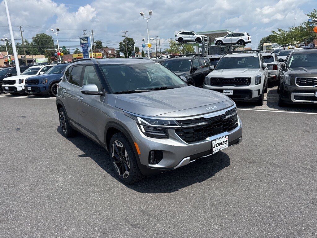 2026 Kia Seltos SX photo 2