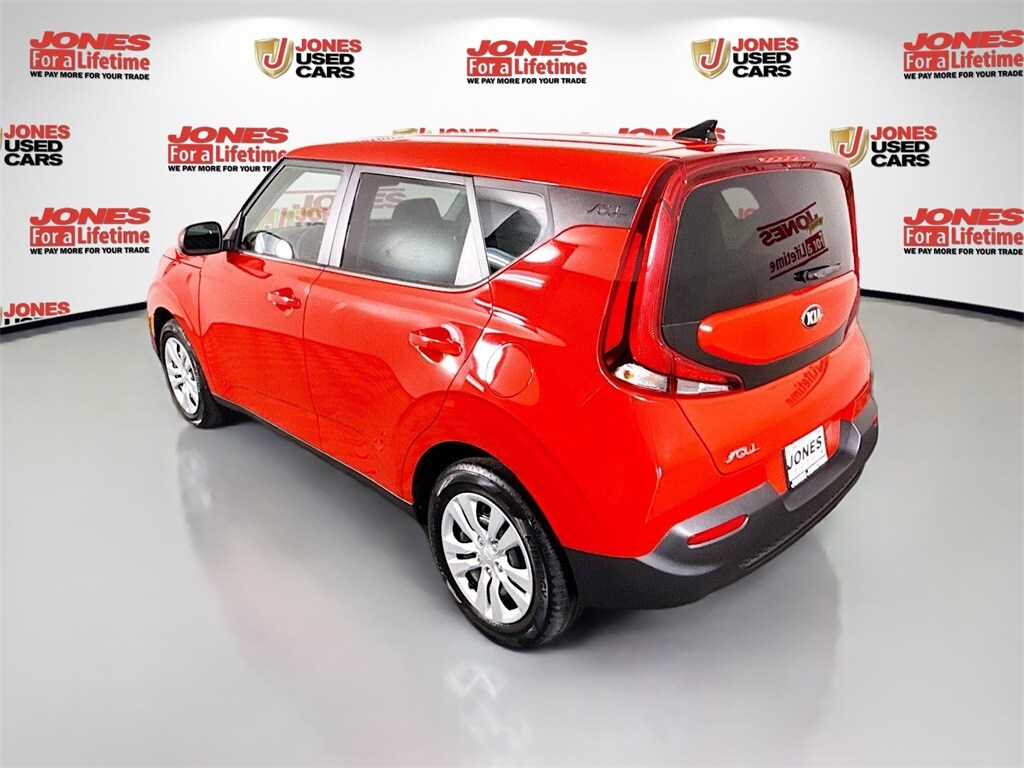 2020 Kia Soul LX photo 2