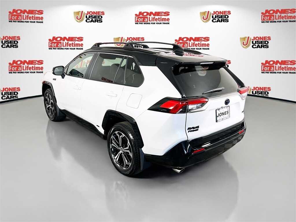 2024 Toyota RAV4 Prime XSE photo 2