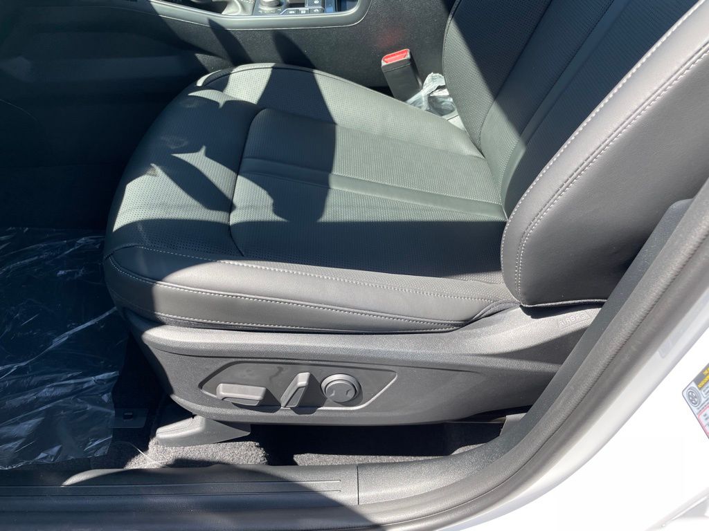 2026 Kia Sorento S - Photo 9