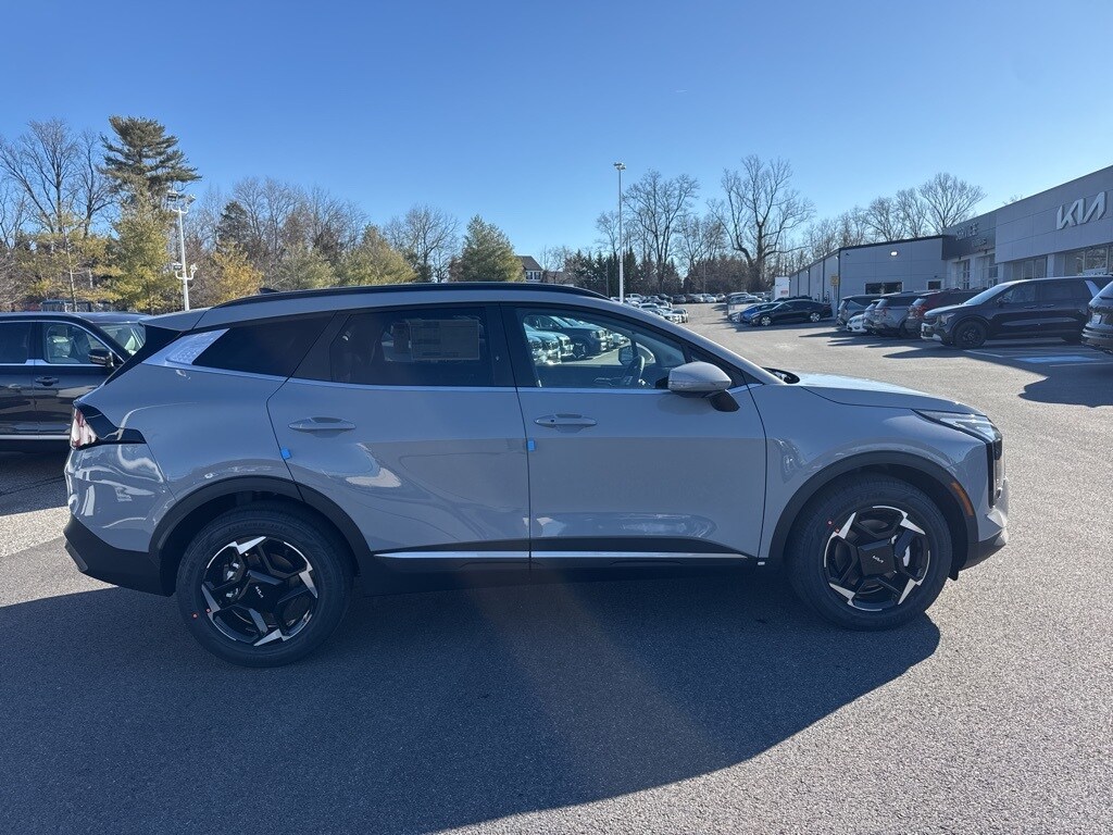 New 2026 Kia Sportage Hybrid EX SUV