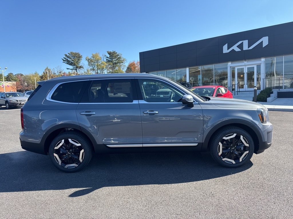New 2025 Kia Telluride S SUV