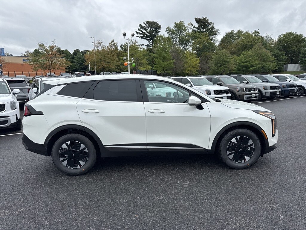 2026 Kia Sportage Hybrid LX photo 4