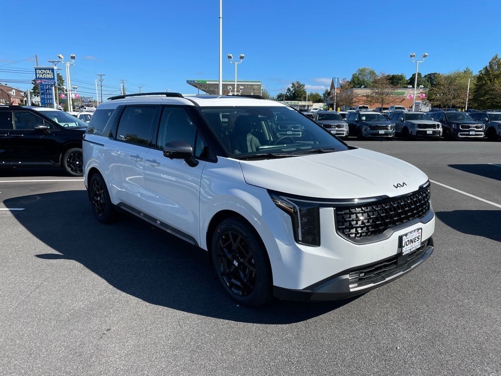 New 2026 Kia Carnival SX Van Passenger Van