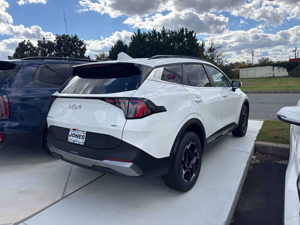 New 2026 Kia Sportage Hybrid EX SUV