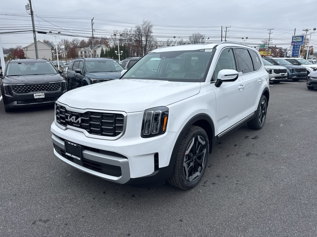 2025 Kia Telluride S's photo