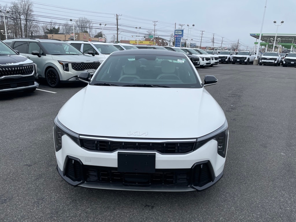 New 2026 Kia K4 GT-Line Sedan