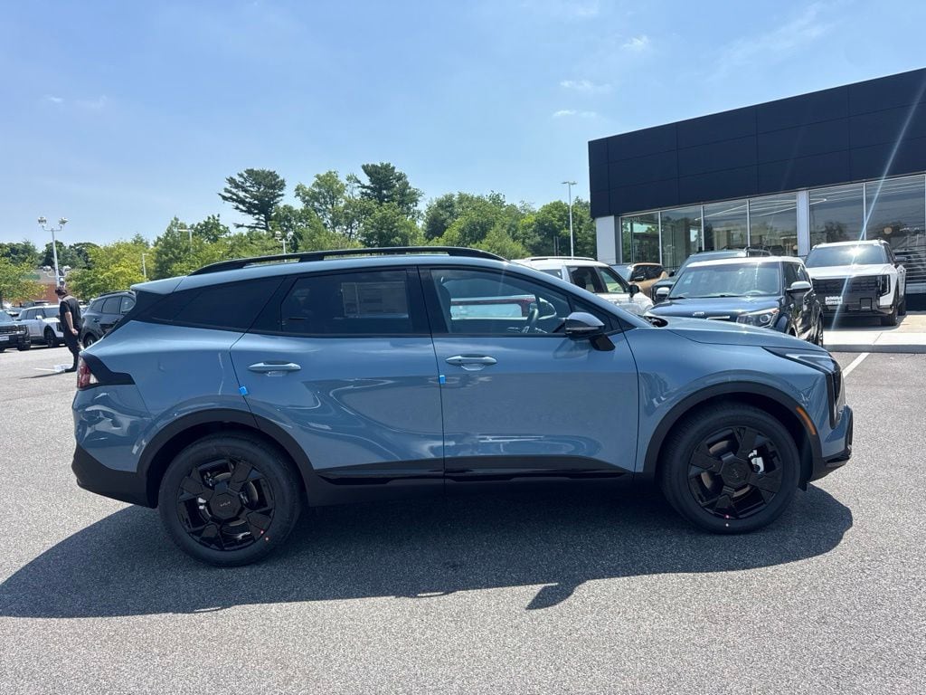 New 2026 Kia Sportage Hybrid X-Line SUV
