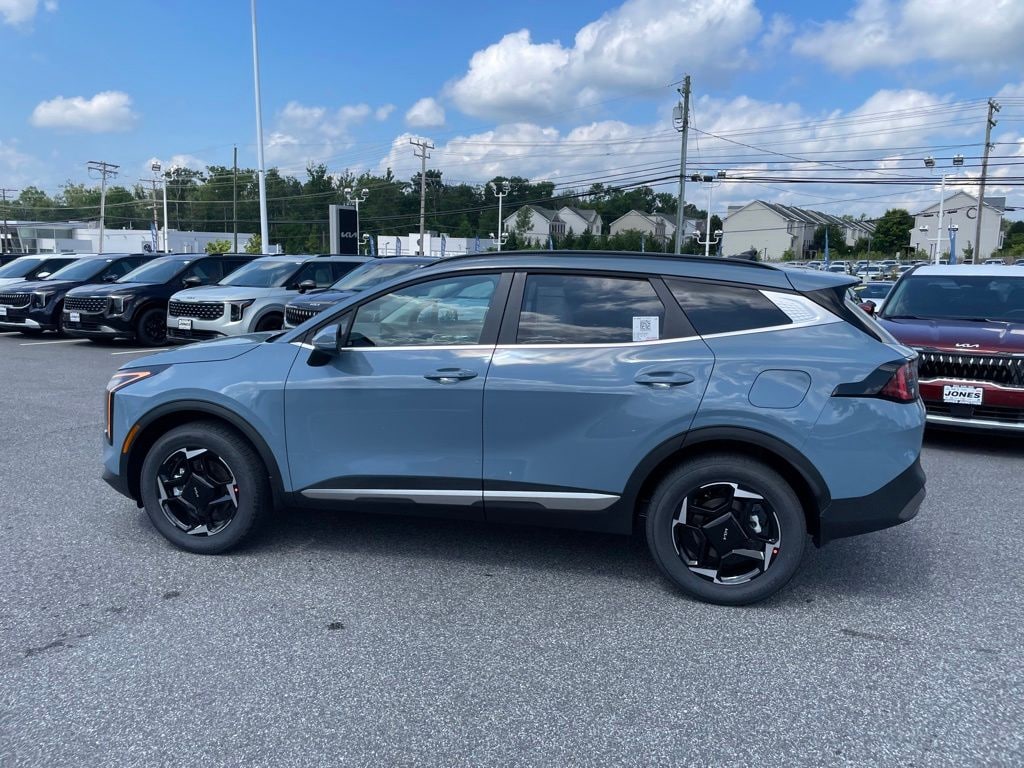 New 2027 Kia Sportage Hybrid EX SUV