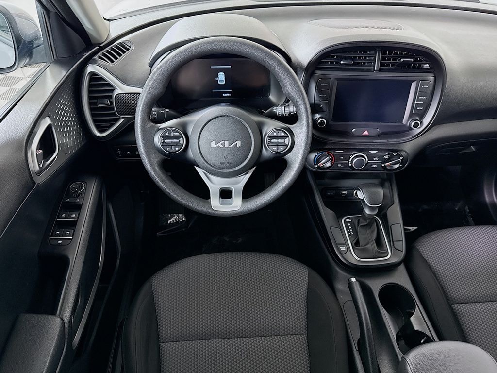 Used 2023 Kia Soul LX Hatchback
