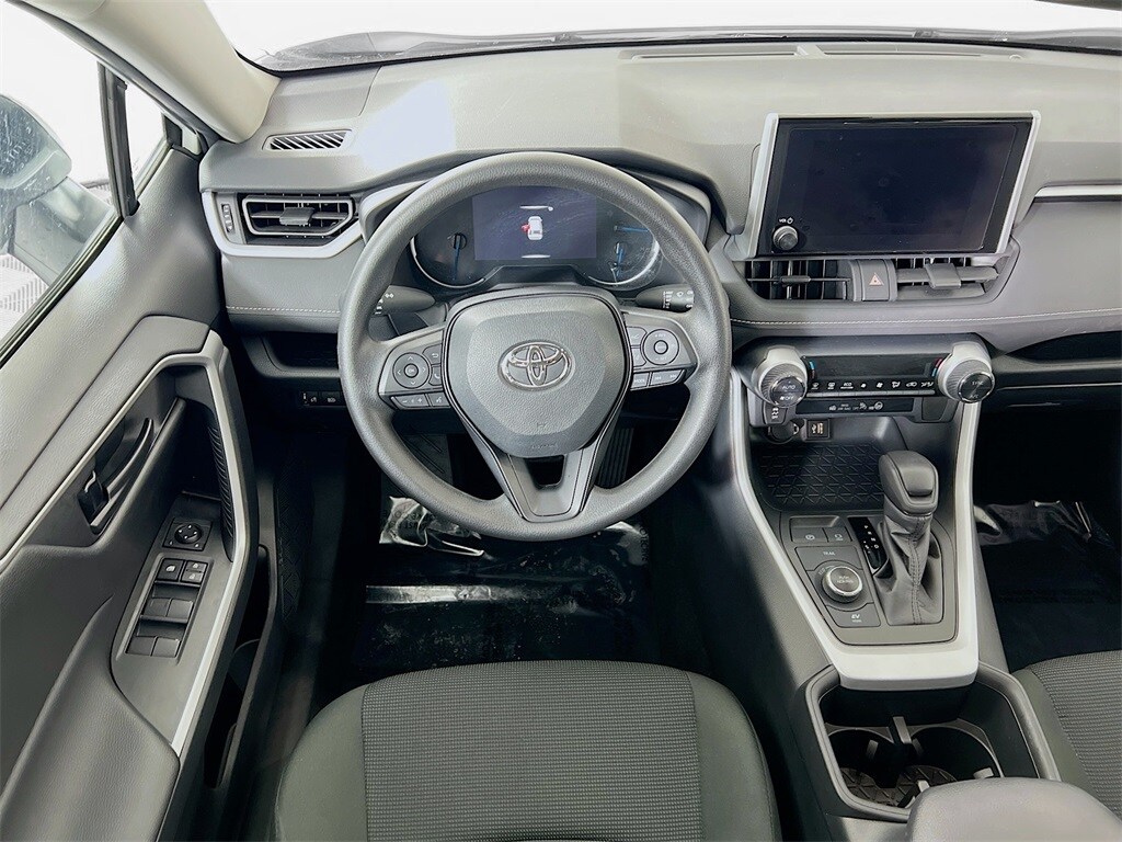 2024 Toyota RAV4 Hybrid LE photo 3