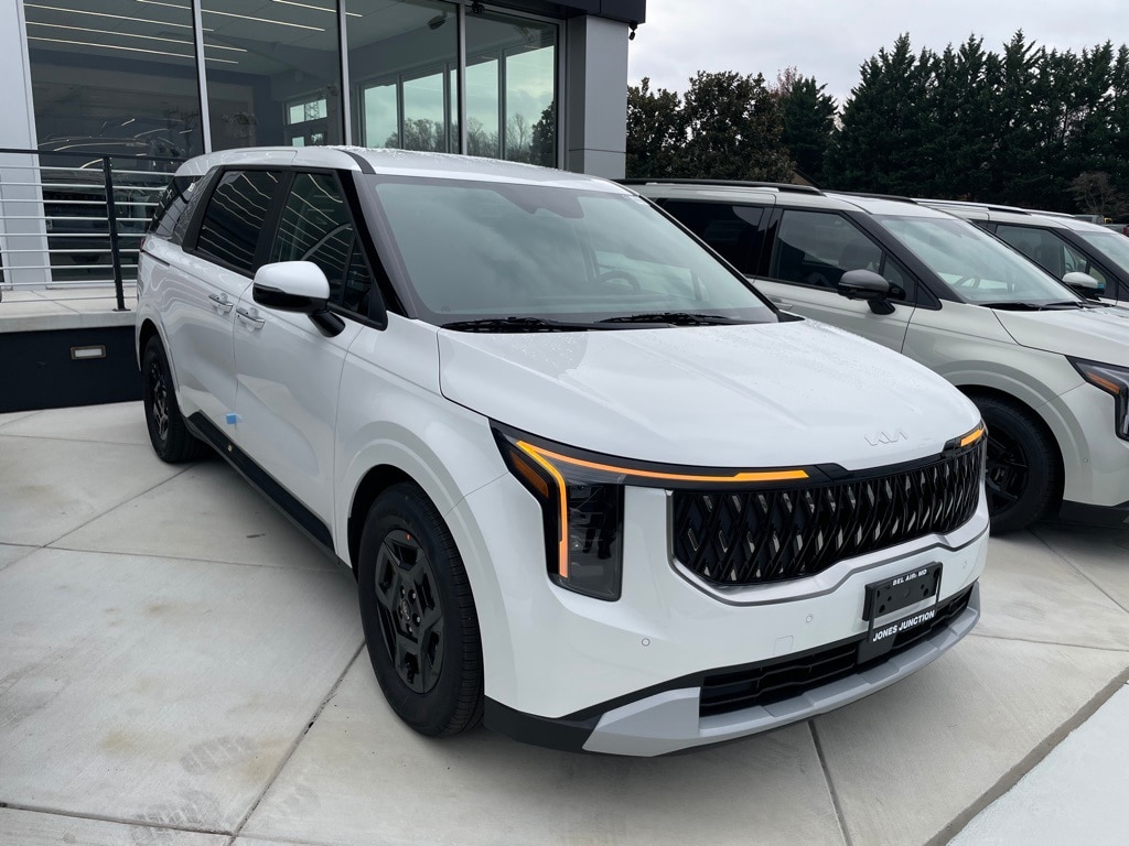 New 2026 Kia Carnival LXS Van Passenger Van