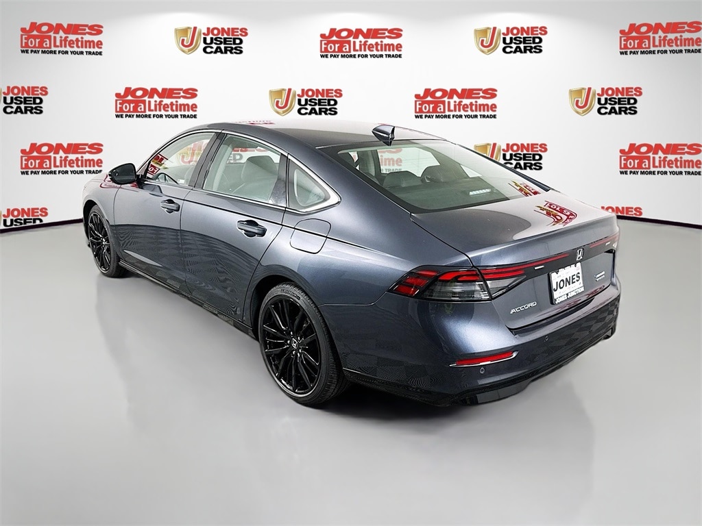 Used 2023 Honda Accord Hybrid Touring Sedan