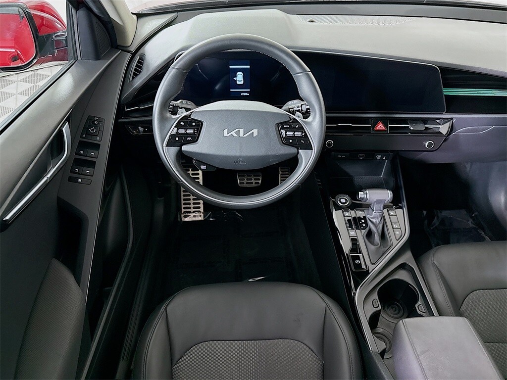 2024 Kia Niro EX Touring photo 3