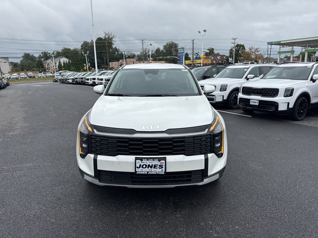 2026 Kia Sportage Hybrid LX photo 3