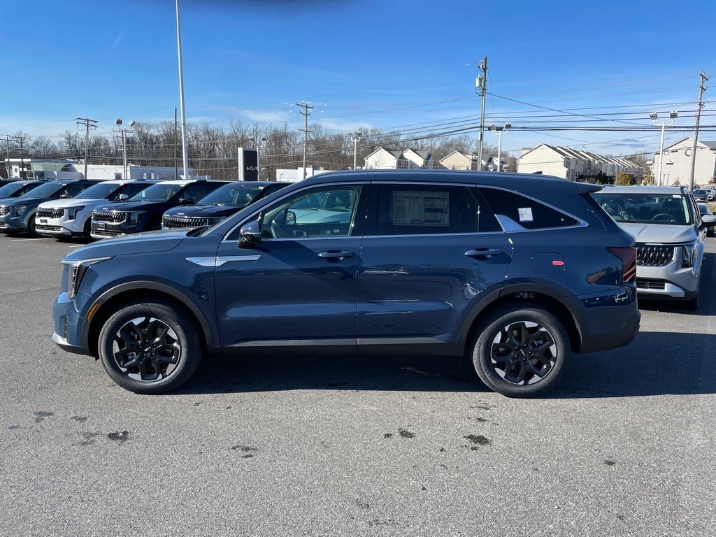 New 2026 Kia Sorento S SUV