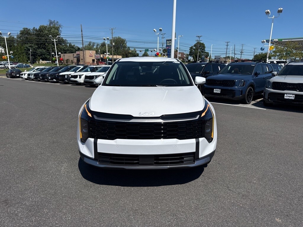 2026 Kia Sportage EX photo 3