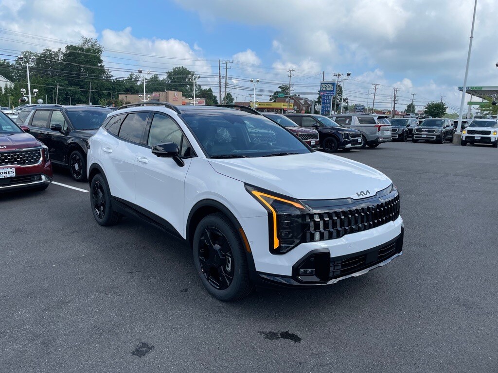 2026 Kia Sportage X-Line photo 2
