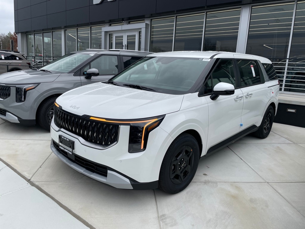 2026 Kia Carnival LXS's photo
