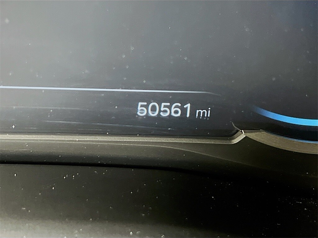 2022 Genesis G70 2.0T photo 4