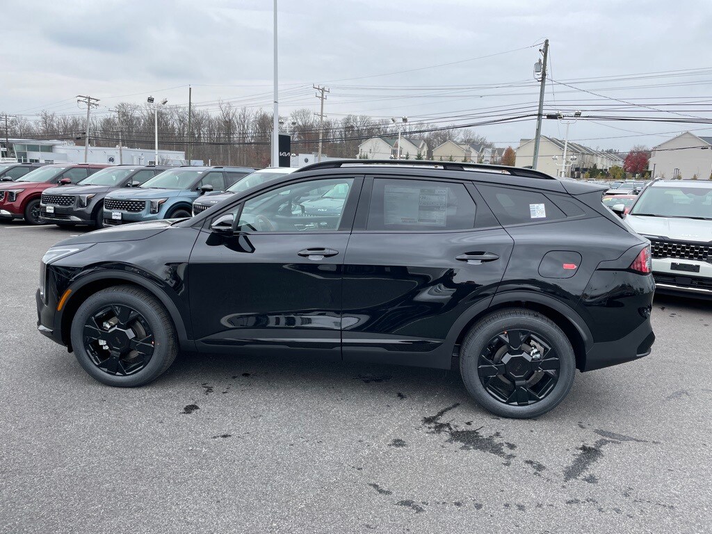 2026 Kia Sportage X-Line photo 3