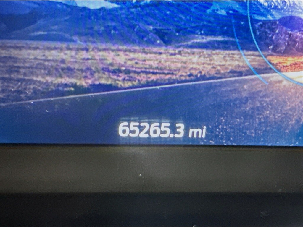 2020 Ford Escape SE Sport Hybrid photo 4