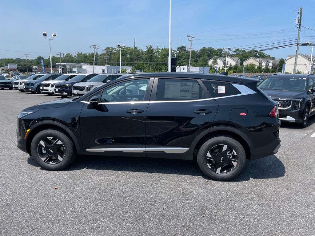 New 2026 Kia Sportage LX SUV