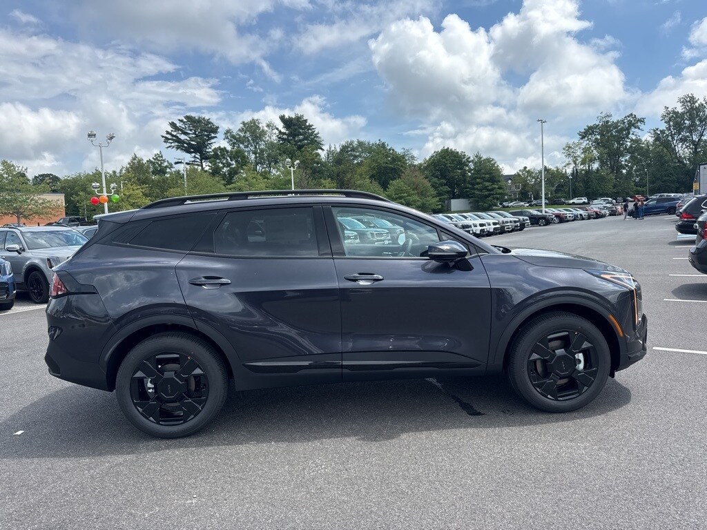 2026 Kia Sportage X-Line photo 2
