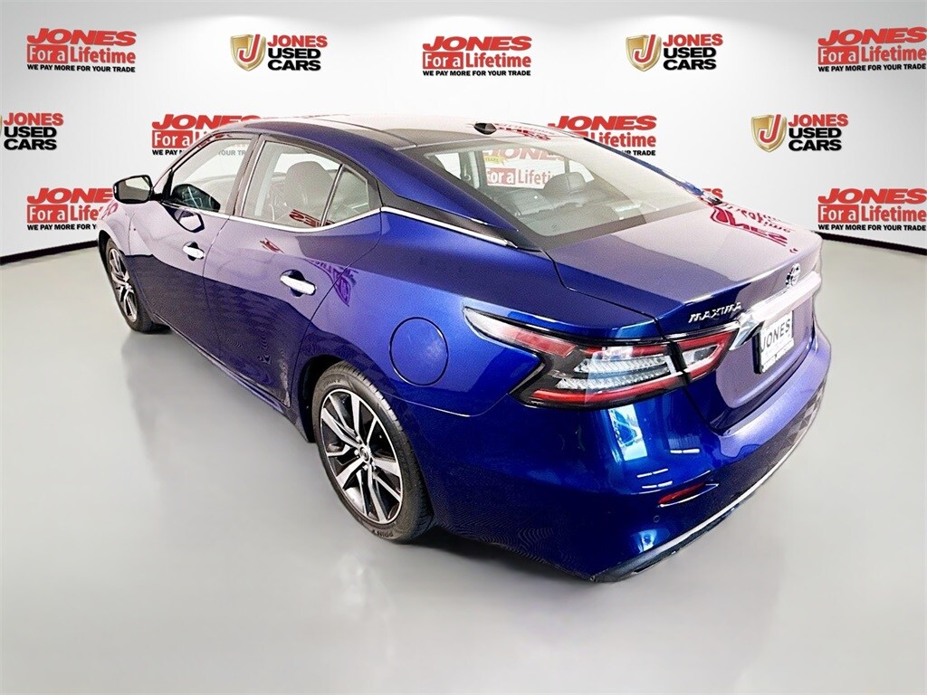 2019 Nissan Maxima SL photo 2