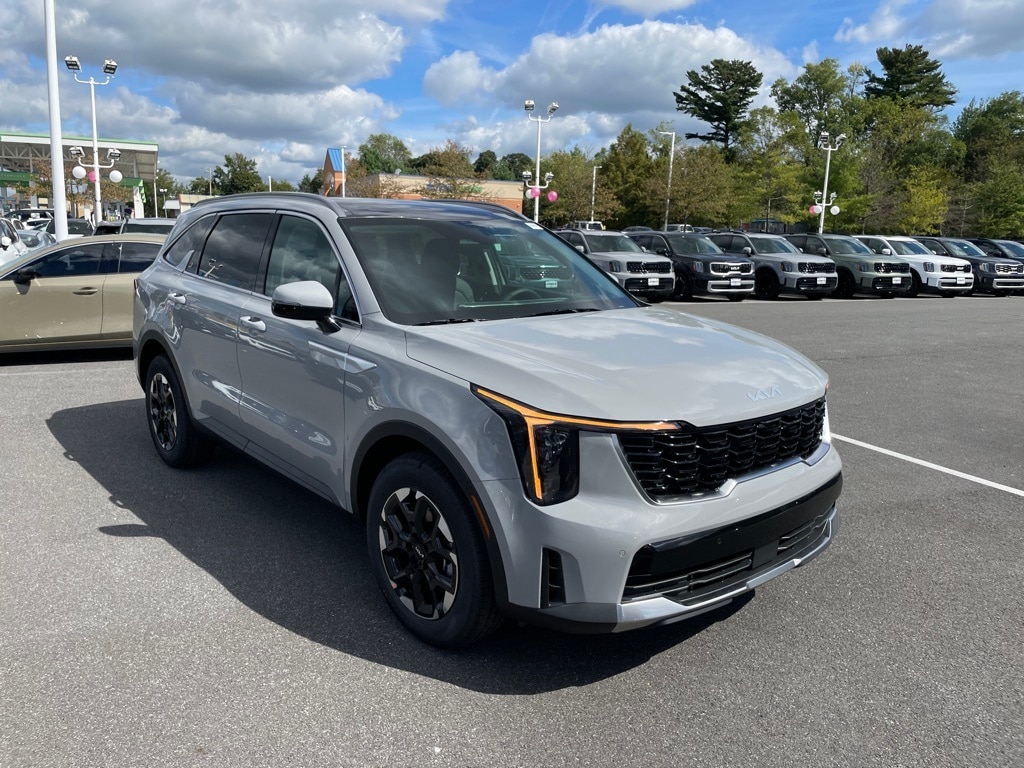 New 2026 Kia Sorento S SUV