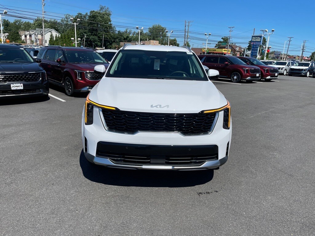 2026 Kia Sorento S photo 3