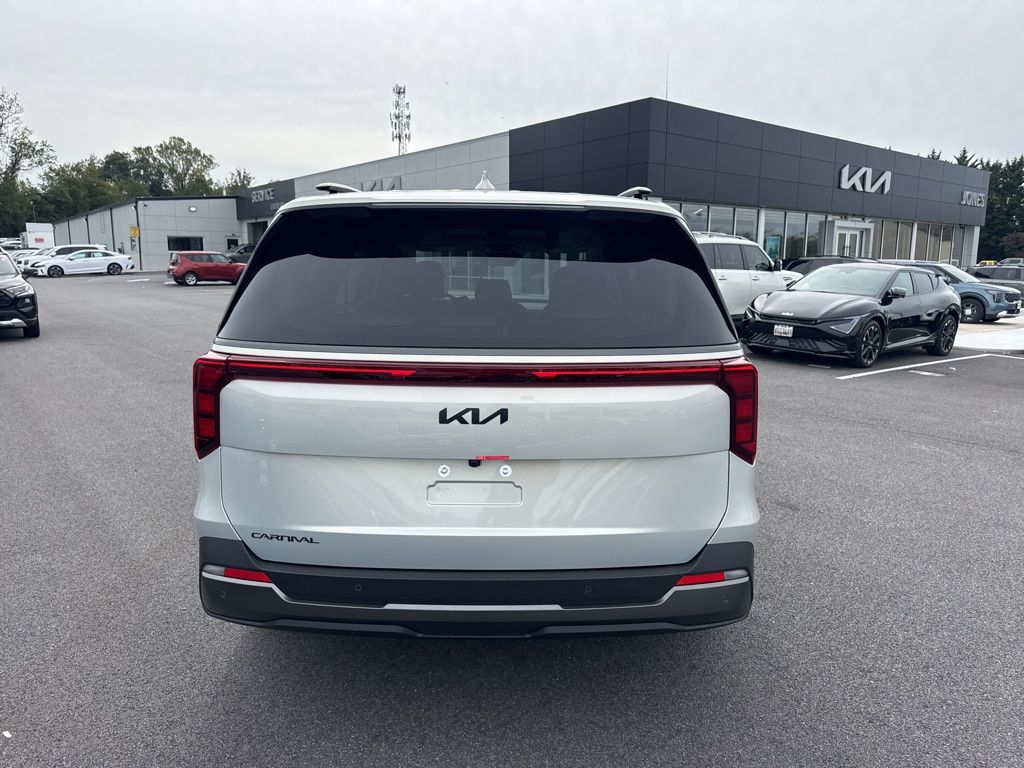 2026 Kia Carnival SX - Photo 6