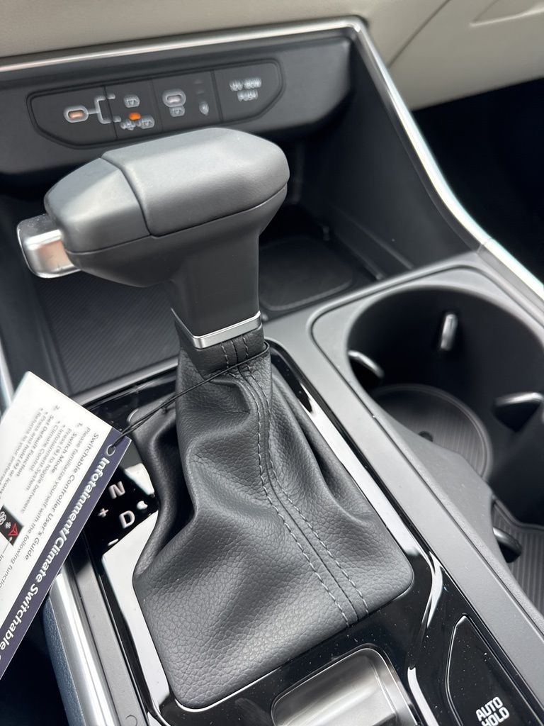 2026 Kia Carnival SX - Photo 13