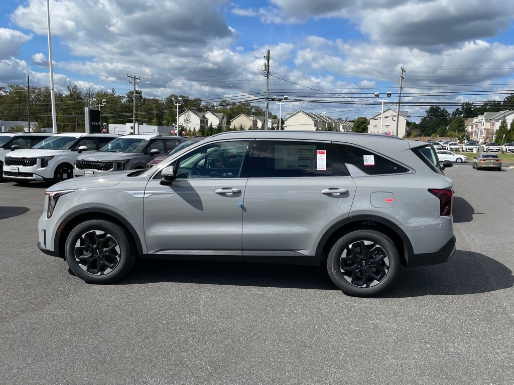 New 2026 Kia Sorento S SUV