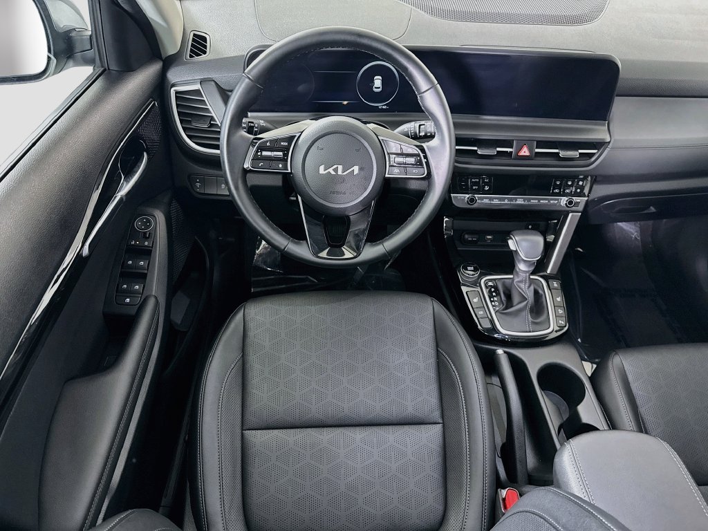 Certified 2025 Kia Seltos EX SUV