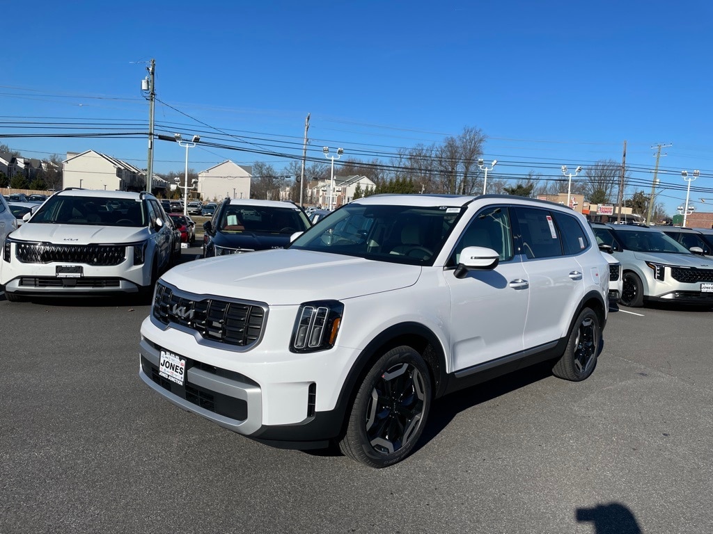 2025 Kia Telluride S's photo