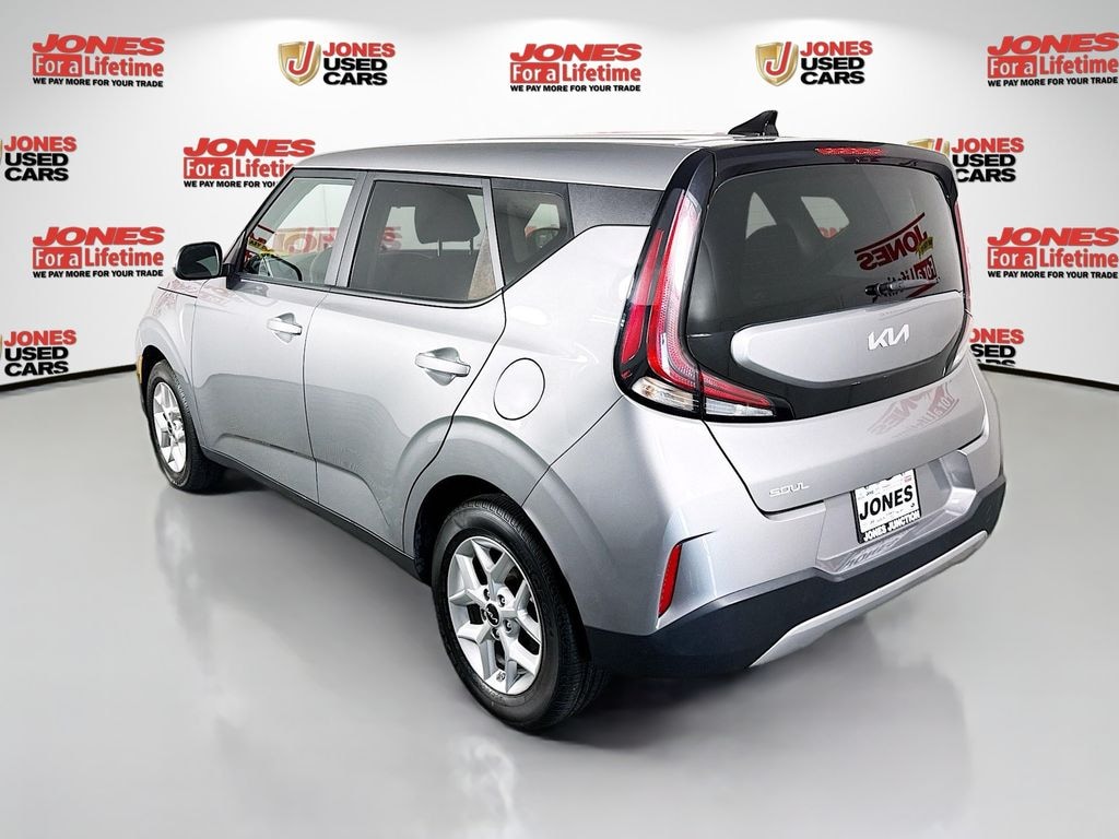 Certified 2024 Kia Soul LX Hatchback