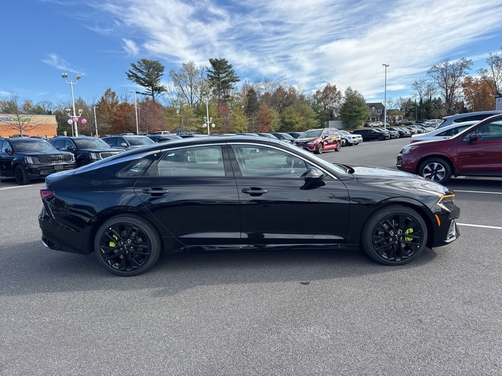 New 2026 Kia K5 GT Sedan