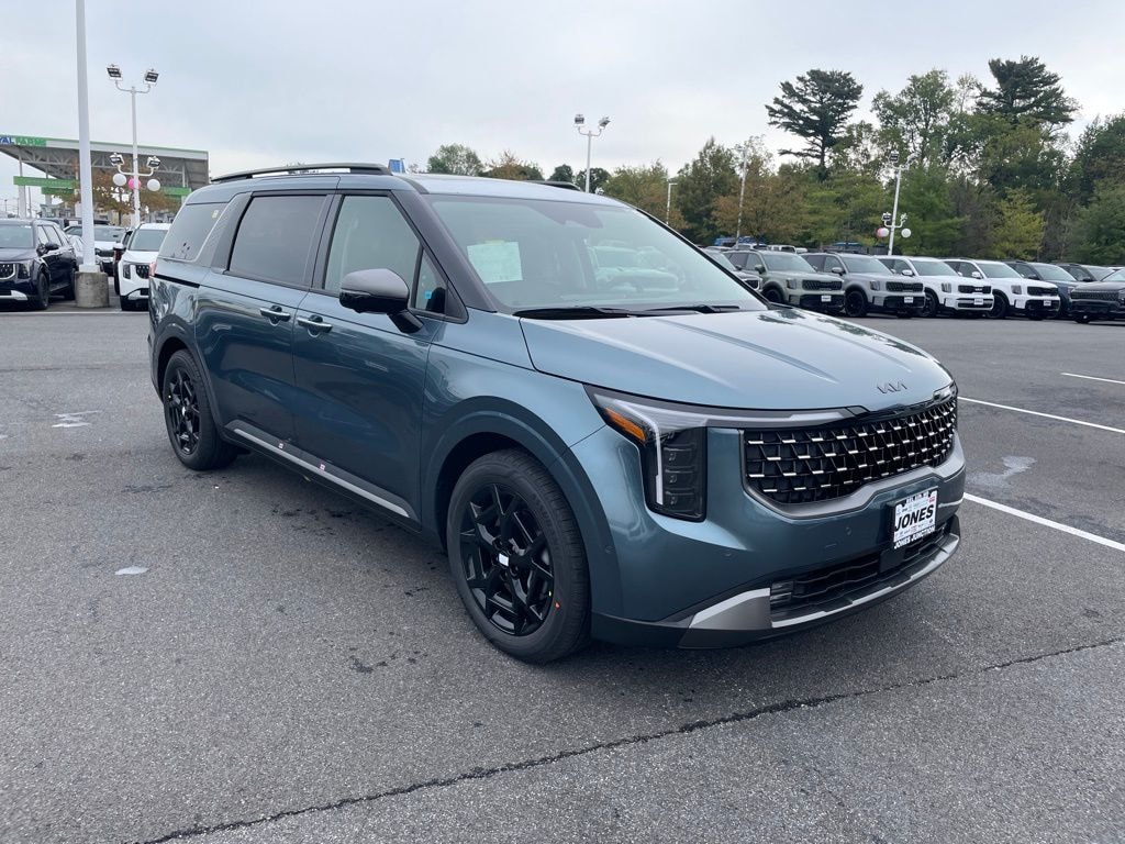 New 2026 Kia Carnival SX Van Passenger Van