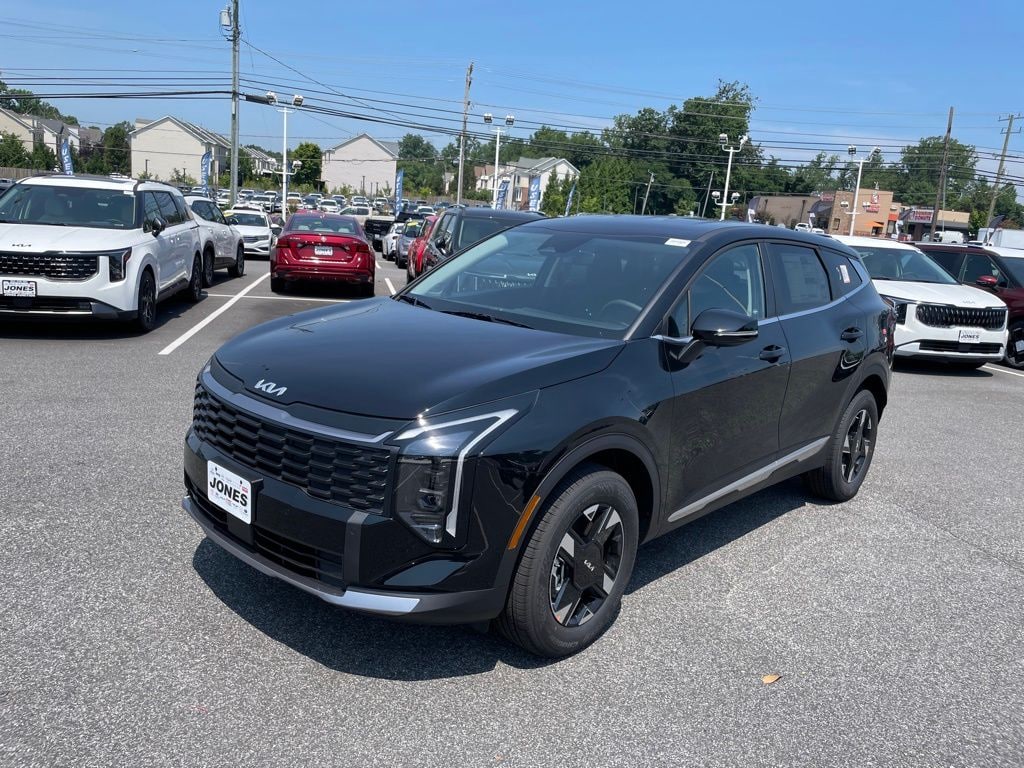 New 2026 Kia Sportage LX SUV