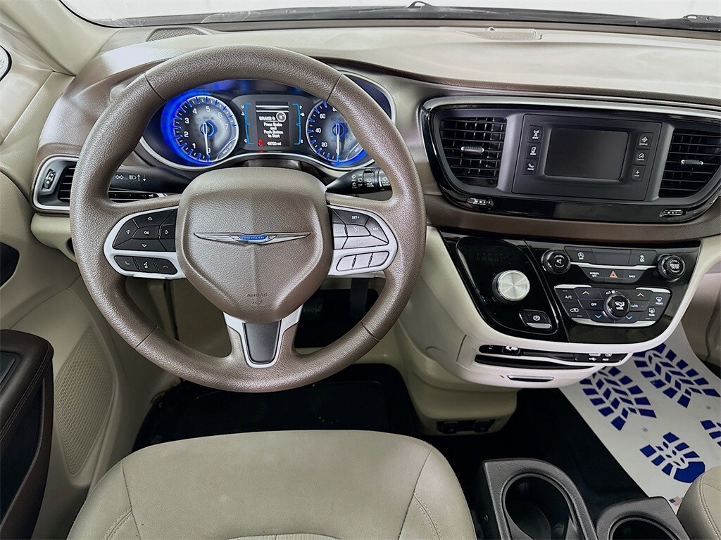 Certified 2017 Chrysler Pacifica Touring L Van