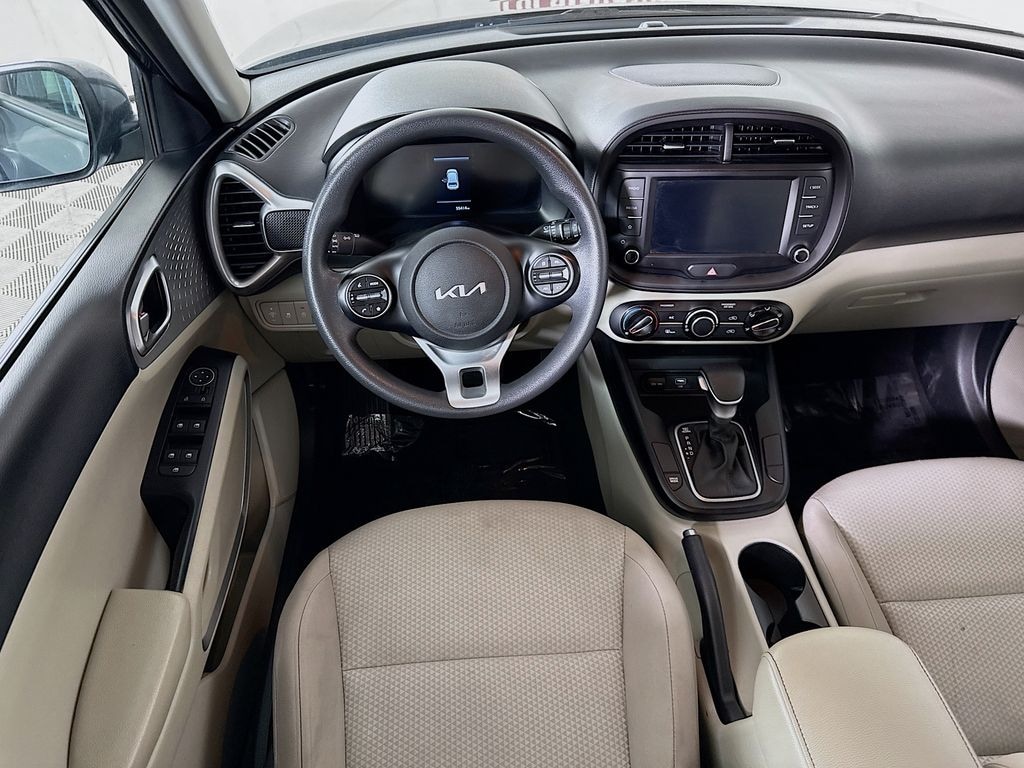 Used 2023 Kia Soul LX Hatchback
