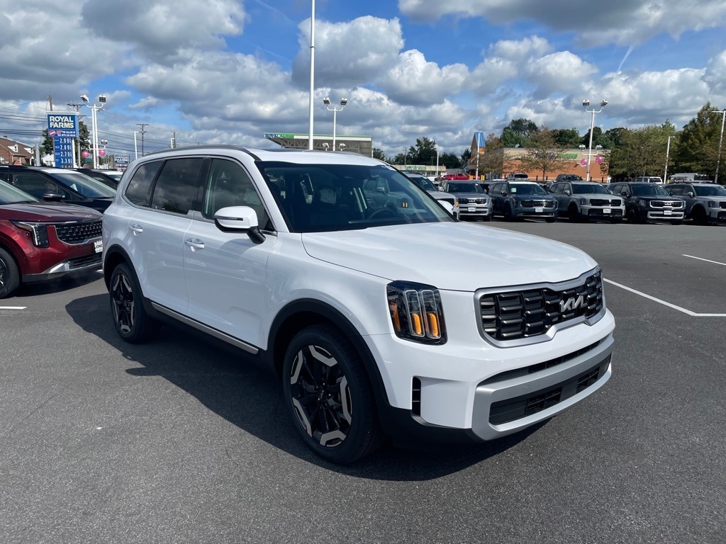 New 2025 Kia Telluride S SUV