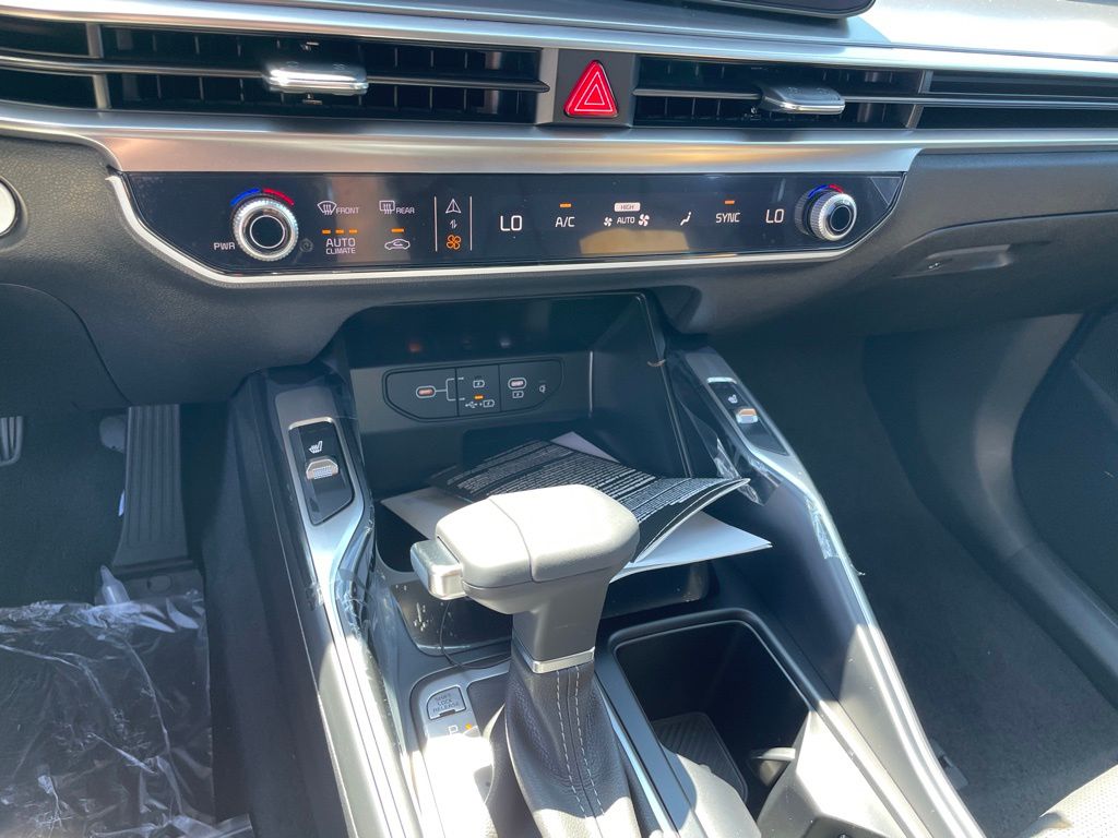 2026 Kia Sorento S - Photo 13