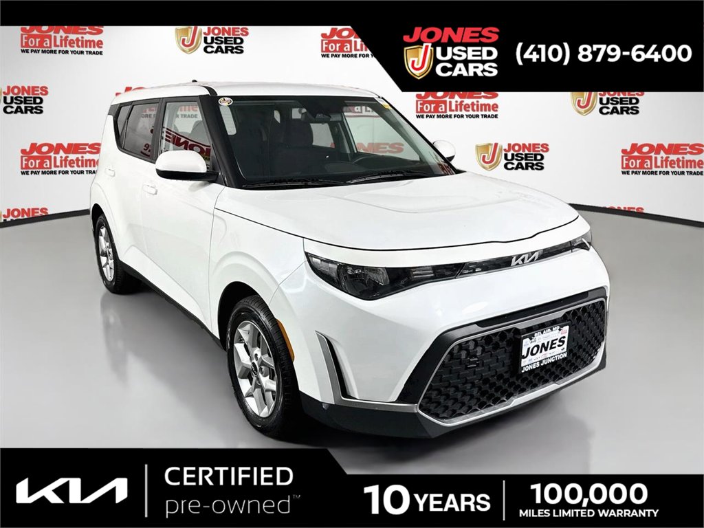 Certified 2024 Kia Soul LX Hatchback