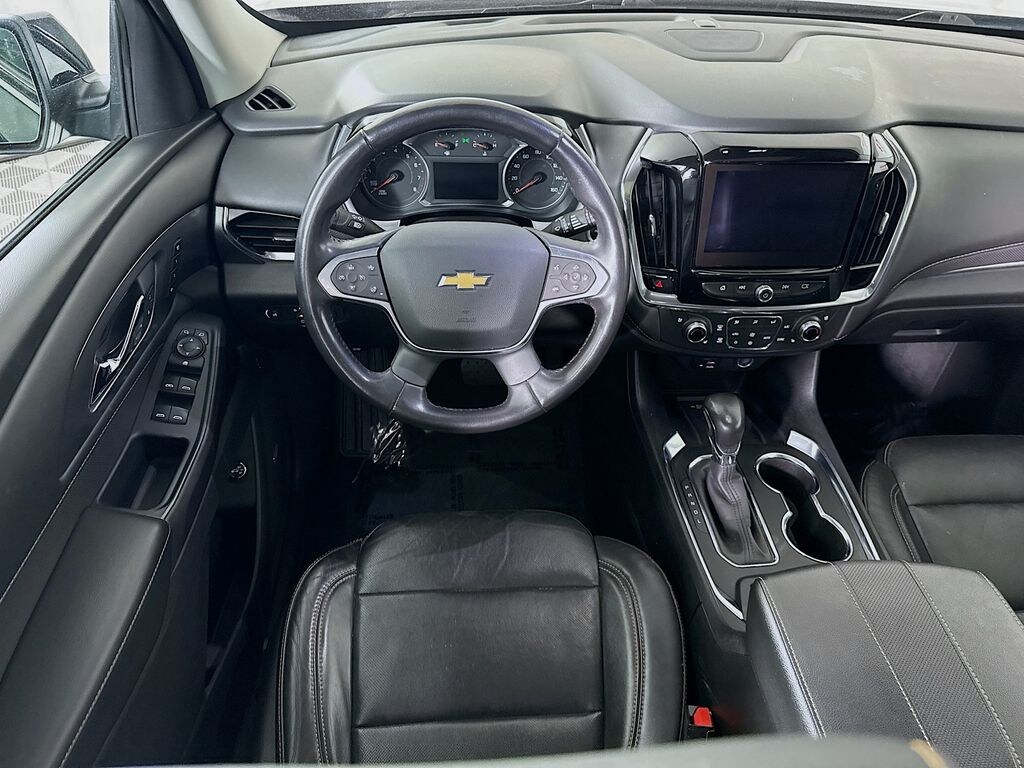 Used 2021 Chevrolet Traverse Premier SUV