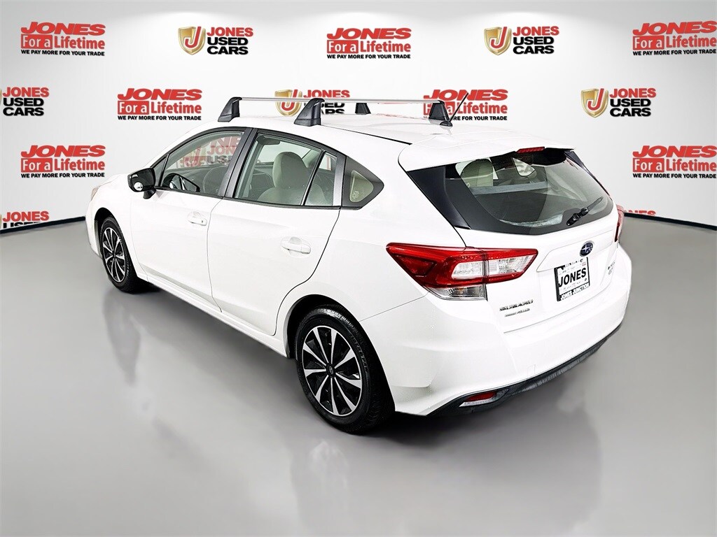 2019 Subaru Impreza 2.0i photo 2