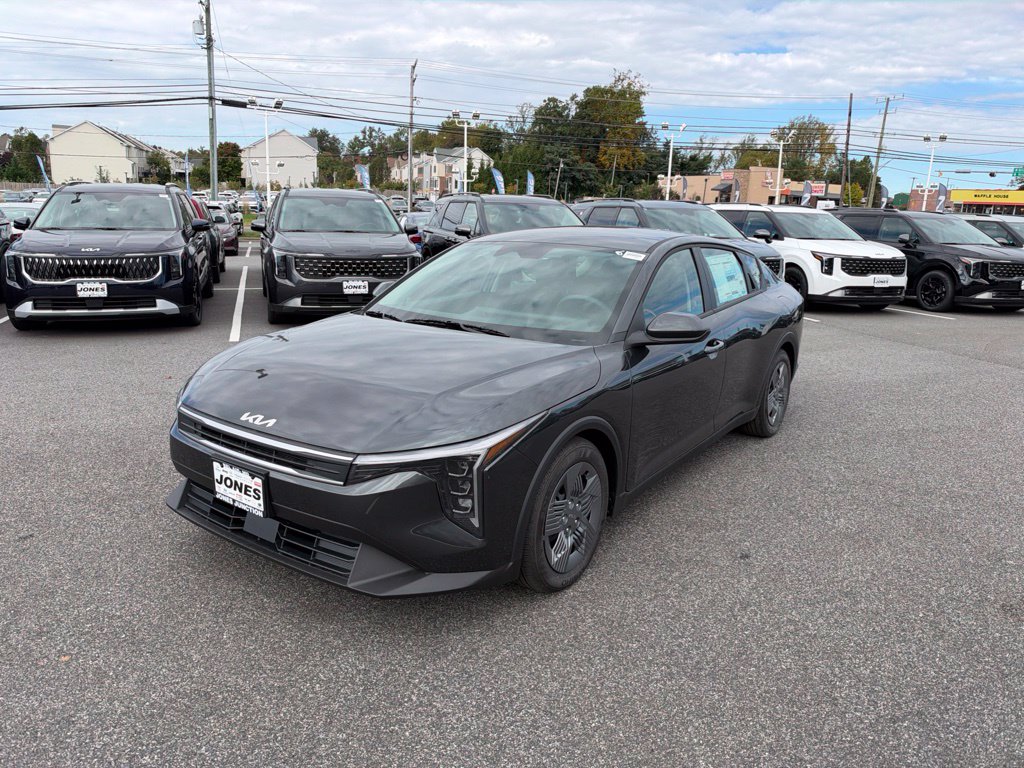 2026 Kia K4 LX Sedan